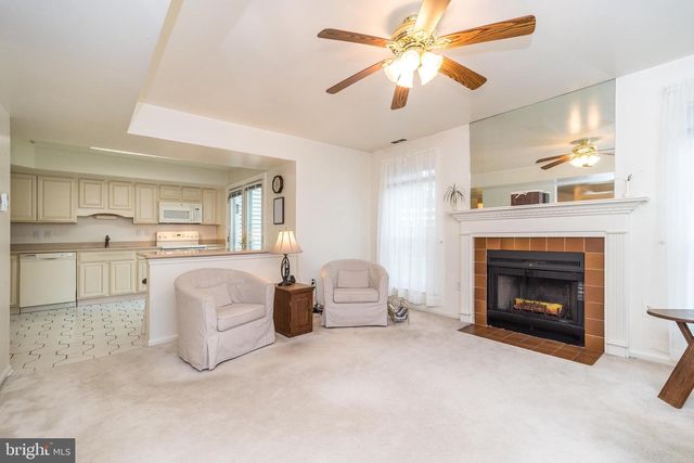 1703 FREDENDALL CIR, Southampton, PA 18966