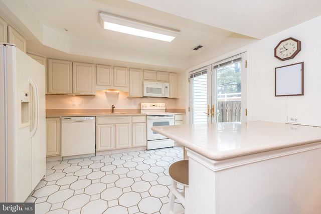 1703 FREDENDALL CIR, Southampton, PA 18966