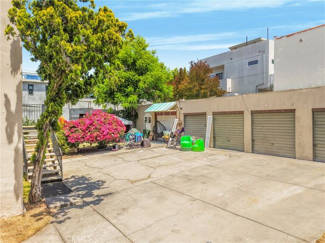 1180 Myra Avenue, Los Angeles, CA 90029