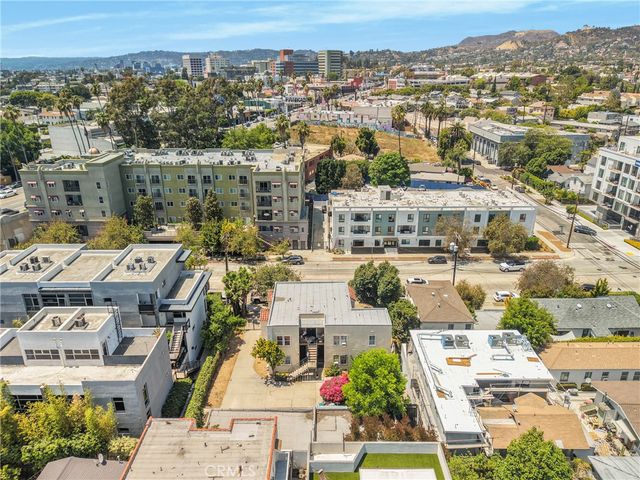 1180 Myra Avenue, Los Angeles, CA 90029