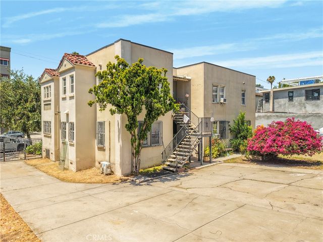 1180 Myra Avenue, Los Angeles, CA 90029