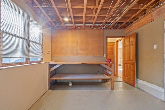 144 Helen Dr, Abington, MA 02351