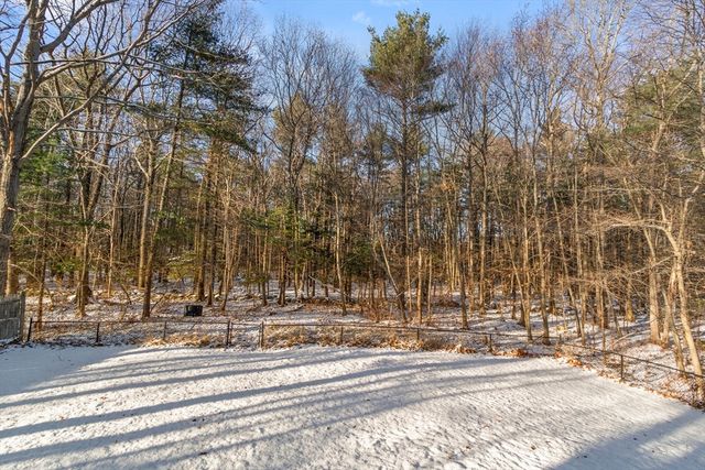 144 Helen Dr, Abington, MA 02351