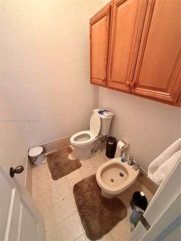 15462 SW 39th St, Miami, FL 33185