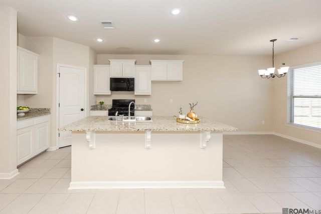 4434 Olivia, Addis, LA 70710