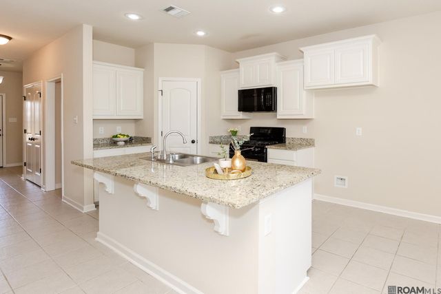 4434 Olivia, Addis, LA 70710