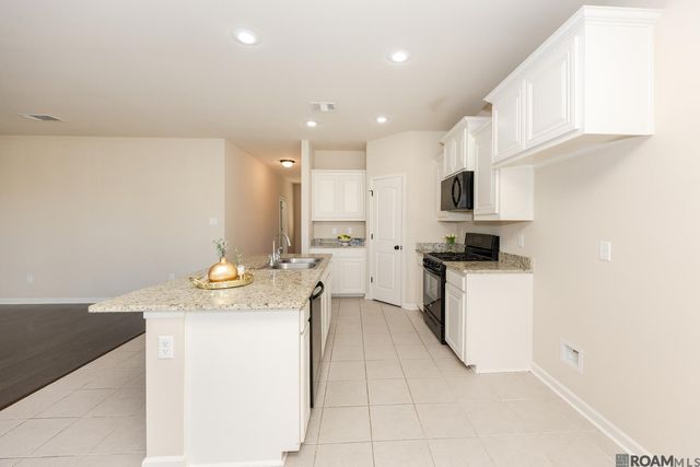 4434 Olivia, Addis, LA 70710