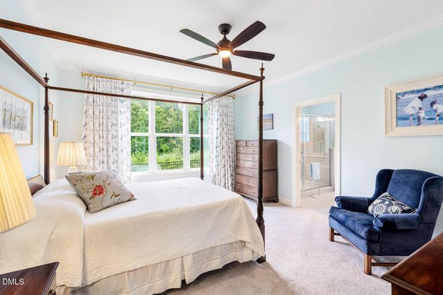 136 Post Oak Road, Chapel Hill, NC 27516