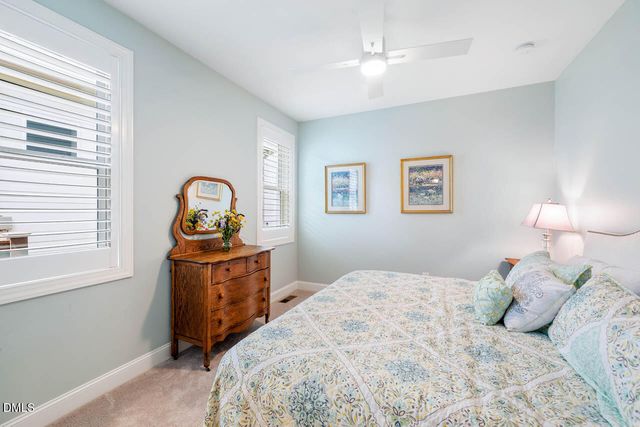 136 Post Oak Road, Chapel Hill, NC 27516