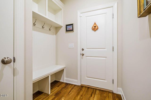 136 Post Oak Road, Chapel Hill, NC 27516