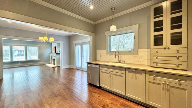 218 Elm Drive, Terrell, TX 75160