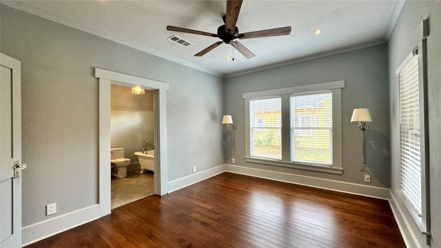 218 Elm Drive, Terrell, TX 75160