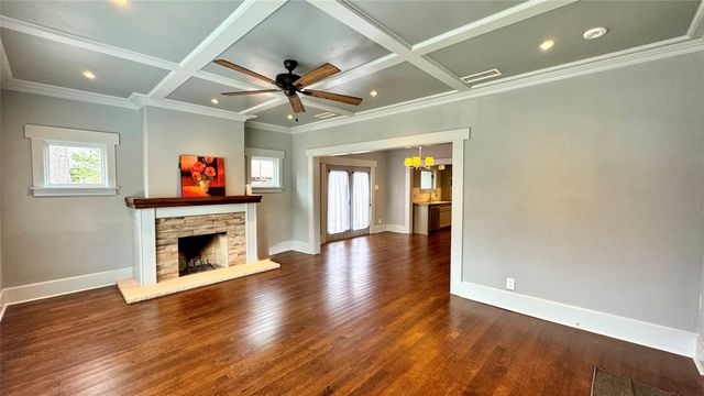 218 Elm Drive, Terrell, TX 75160