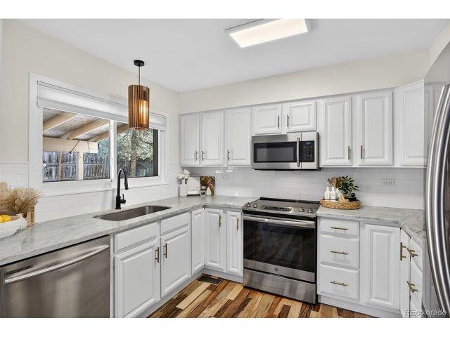 4104 S Laredo Way, Aurora, CO 80013