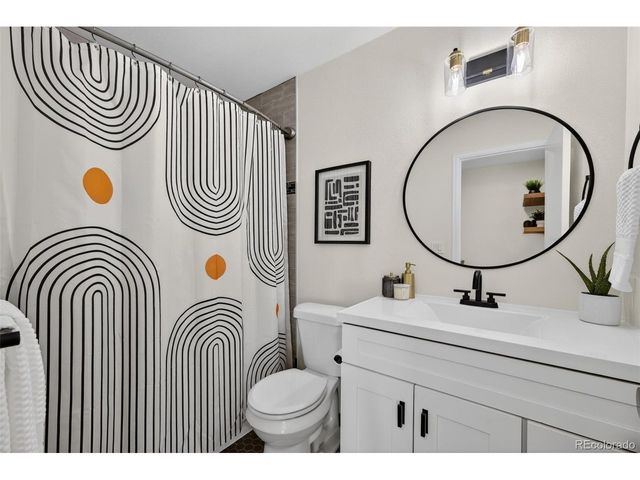 4104 S Laredo Way, Aurora, CO 80013