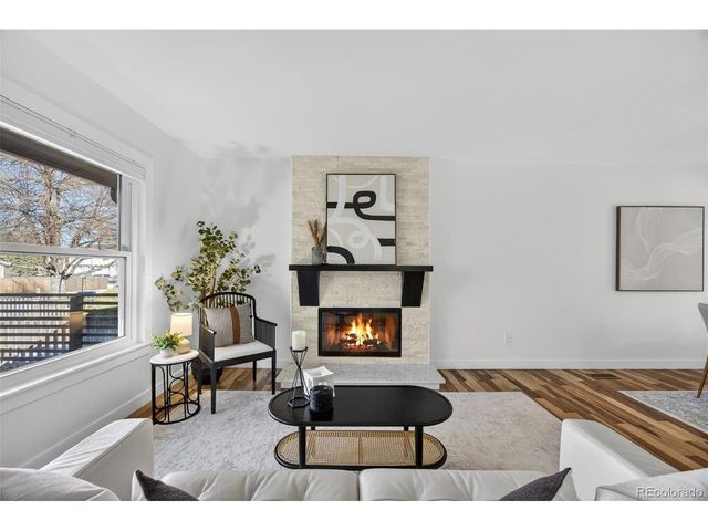 4104 S Laredo Way, Aurora, CO 80013