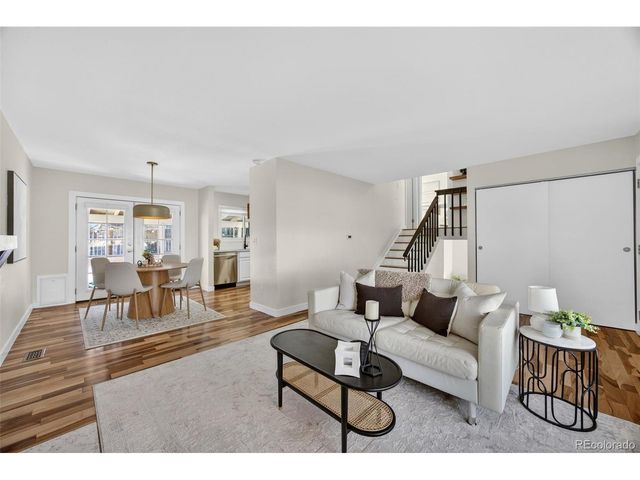 4104 S Laredo Way, Aurora, CO 80013