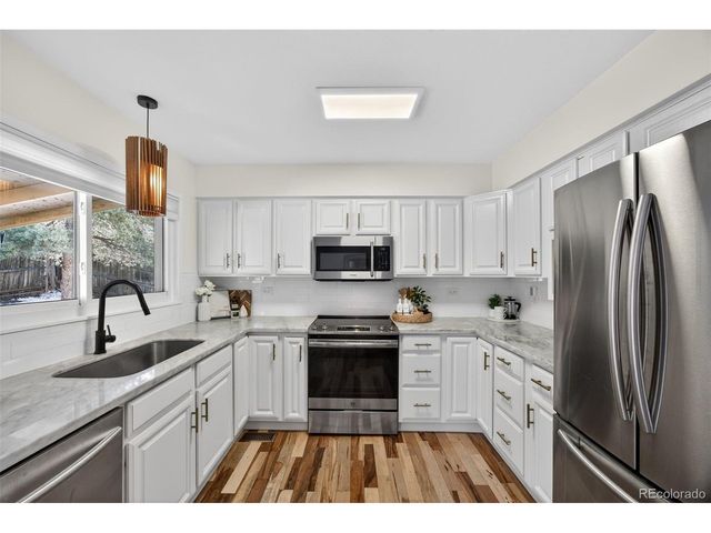 4104 S Laredo Way, Aurora, CO 80013