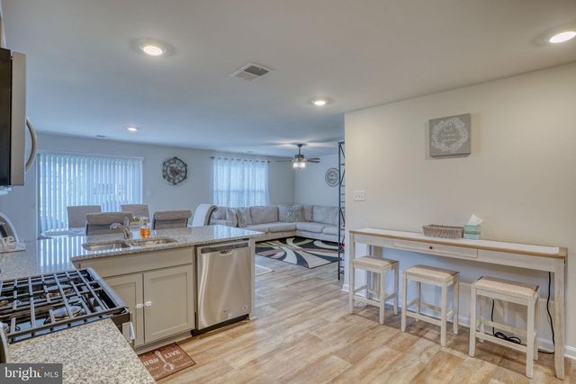 122 SEDMONT CIR, Smyrna, DE 19977