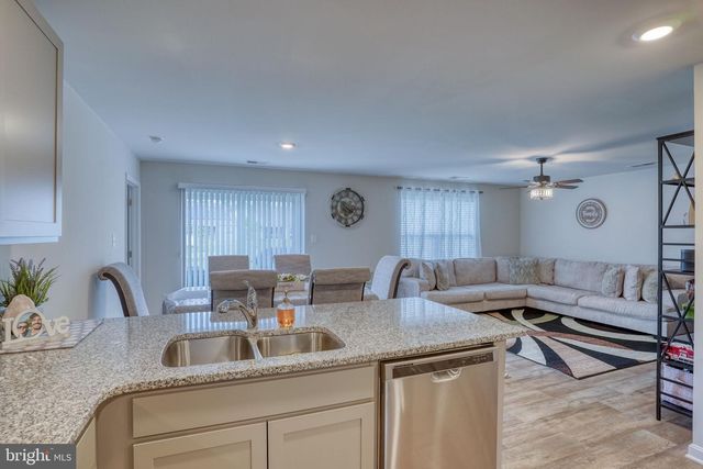 122 SEDMONT CIR, Smyrna, DE 19977