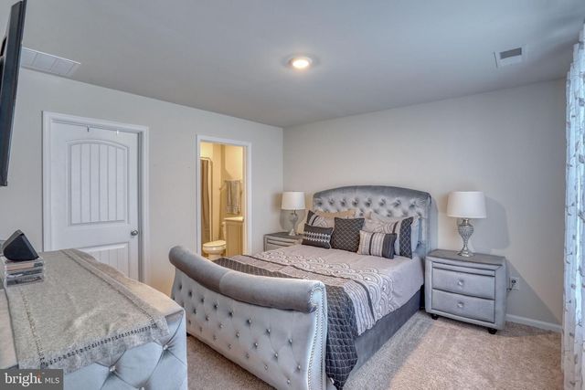 122 SEDMONT CIR, Smyrna, DE 19977