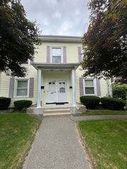 54 Williams 2, Newton, MA 02458
