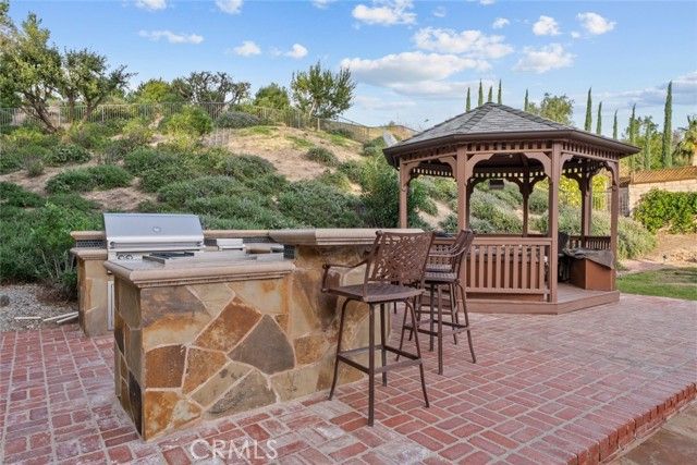 11101 Eton Avenue, Chatsworth (los Angeles), CA 91311