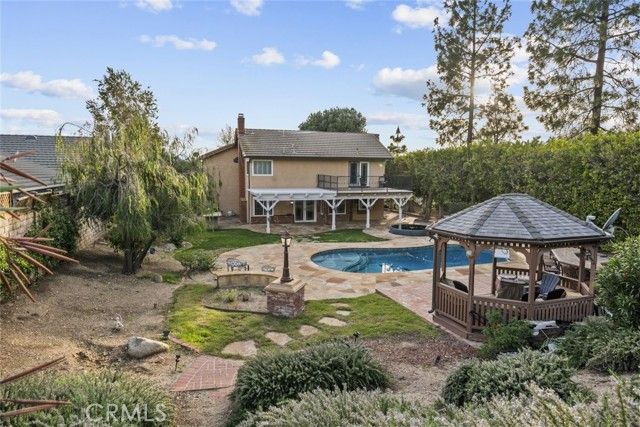 11101 Eton Avenue, Chatsworth (los Angeles), CA 91311