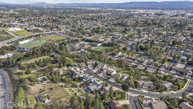 11101 Eton Avenue, Chatsworth (los Angeles), CA 91311