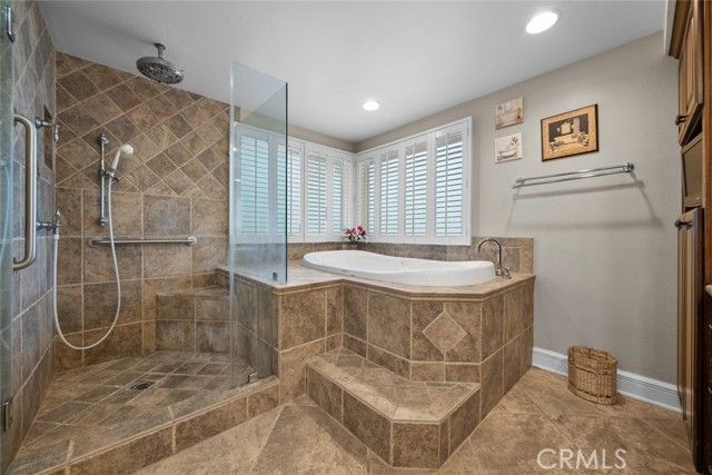 11101 Eton Avenue, Chatsworth (los Angeles), CA 91311