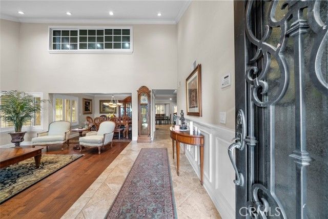 11101 Eton Avenue, Chatsworth (los Angeles), CA 91311