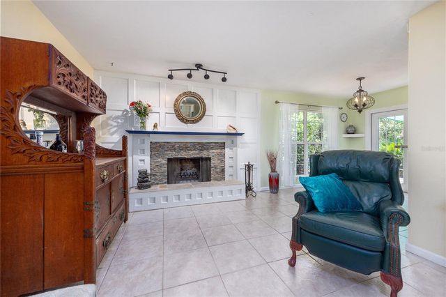 11212 SW 86TH PLACE, Gainesville, FL 32608