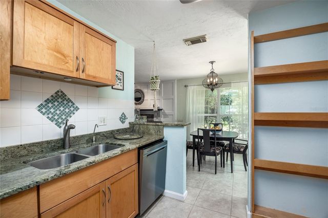 11212 SW 86TH PLACE, Gainesville, FL 32608