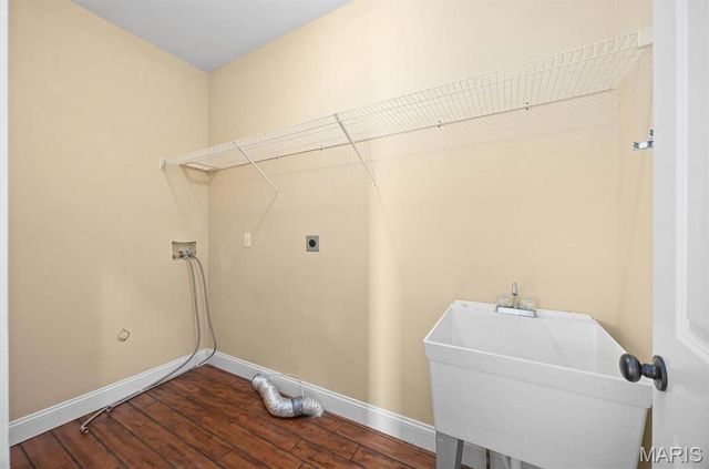 2 Arthurs Court, Troy, IL 62294