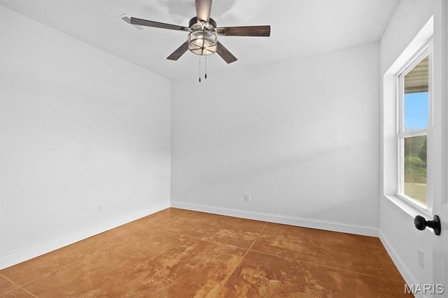 2 Arthurs Court, Troy, IL 62294