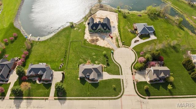 2 Arthurs Court, Troy, IL 62294