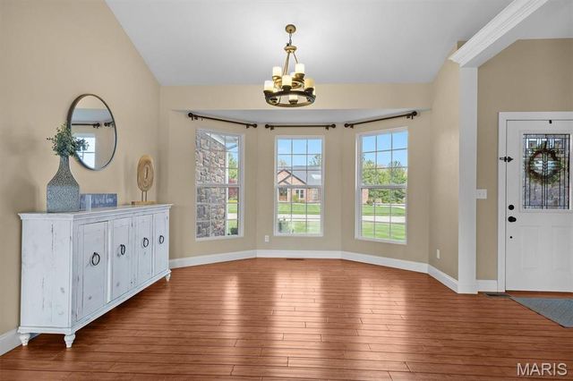 2 Arthurs Court, Troy, IL 62294