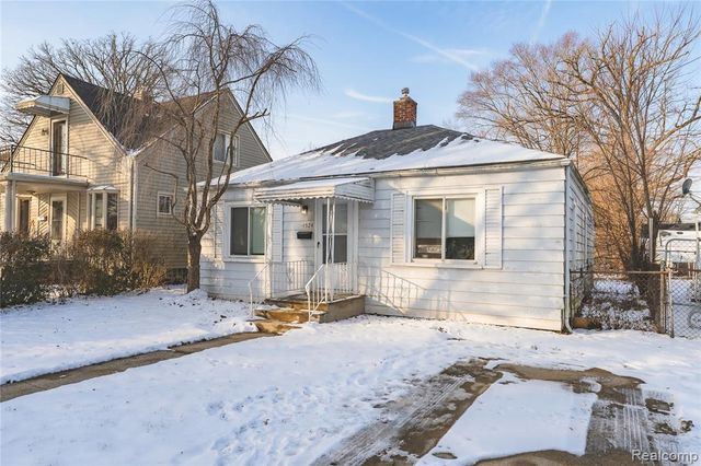 4524 Fleming Street, Dearborn Heights, MI 48125