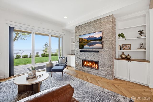 20201 Marine View Drive SW, Normandy Park, WA 98166