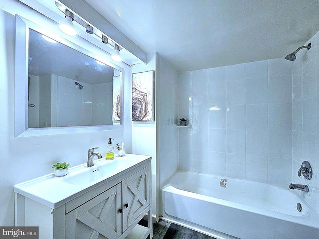 8501 CHESTNUT OAK, Parkville, MD 21234