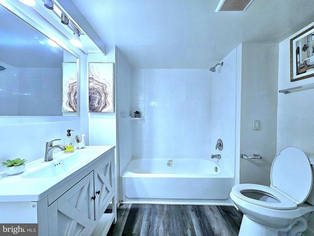 8501 CHESTNUT OAK, Parkville, MD 21234