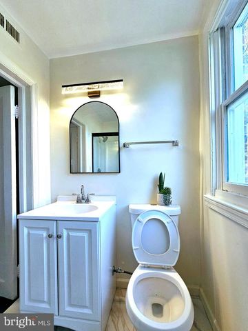 8501 CHESTNUT OAK, Parkville, MD 21234