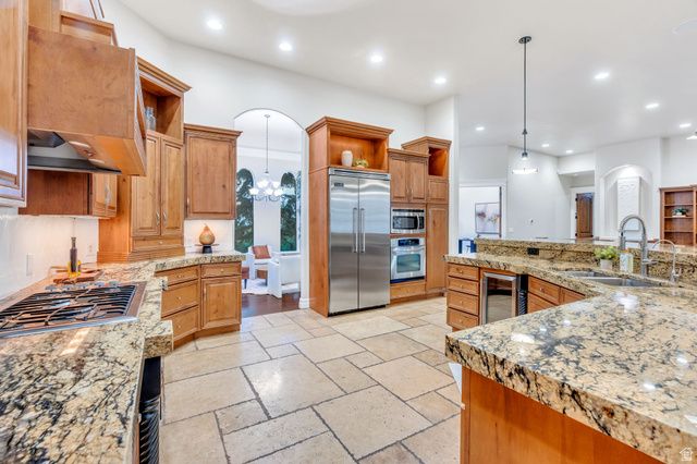 5831 W FRIENDSHIP DR, Herriman, UT 84096