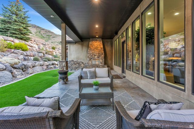 5831 W FRIENDSHIP DR, Herriman, UT 84096