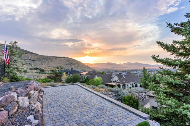 5831 W FRIENDSHIP DR, Herriman, UT 84096