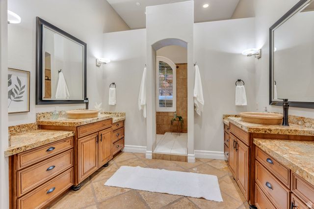 5831 W FRIENDSHIP DR, Herriman, UT 84096