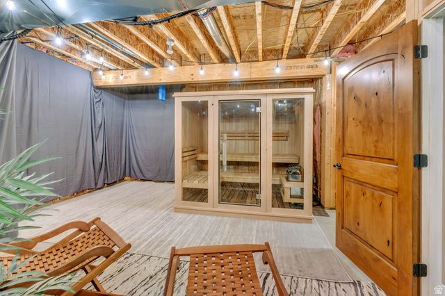 5831 W FRIENDSHIP DR, Herriman, UT 84096