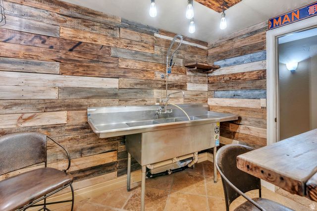 5831 W FRIENDSHIP DR, Herriman, UT 84096