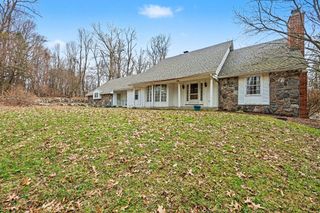 19300 East Avenue N, Pennfield Twp, MI 49017