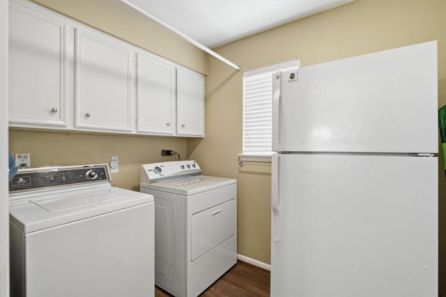 611 Forest Lake Drive, Seabrook, TX 77586